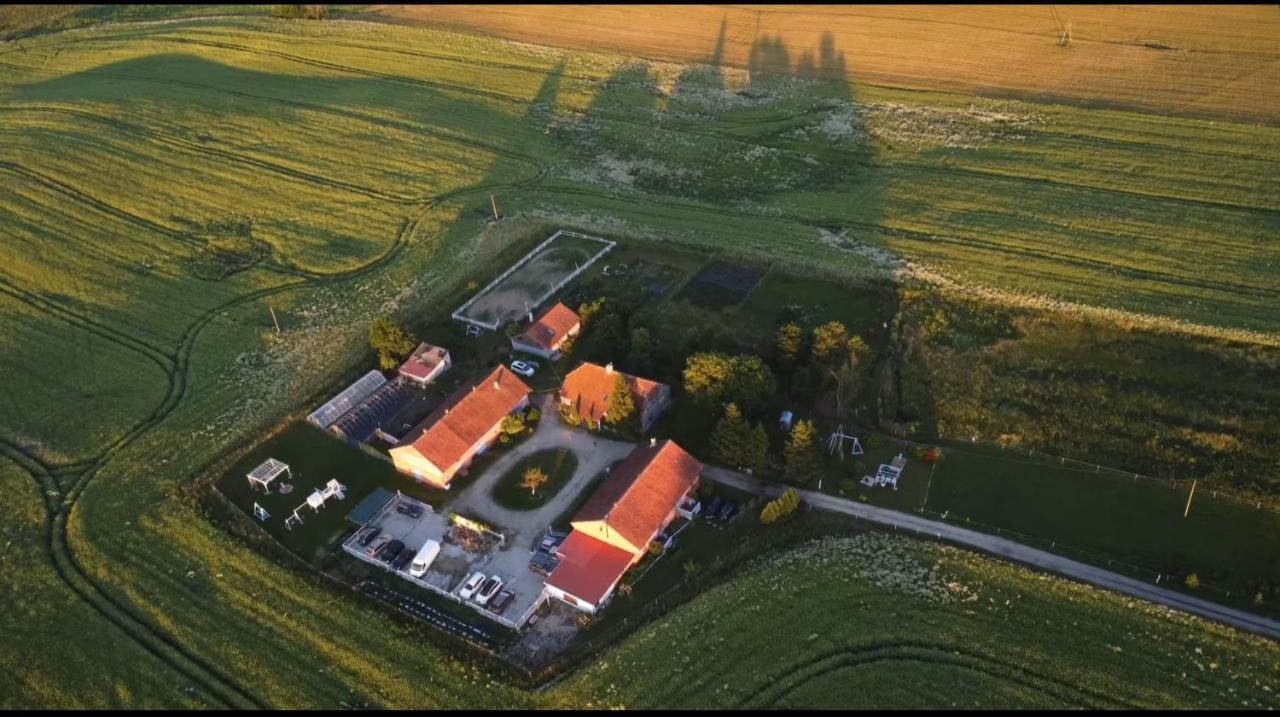 Folwark Malinowy Chrusniak Villa Bisztynek Bagian luar foto